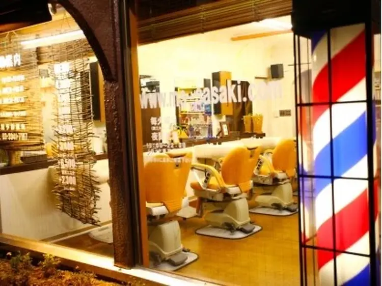 メンズヘアササキの内観・外観3