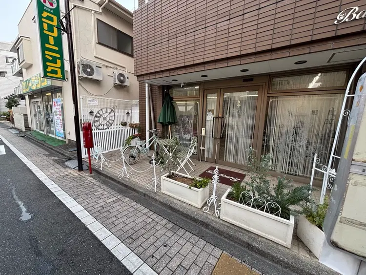 ネイルサロンmiaの内観・外観1