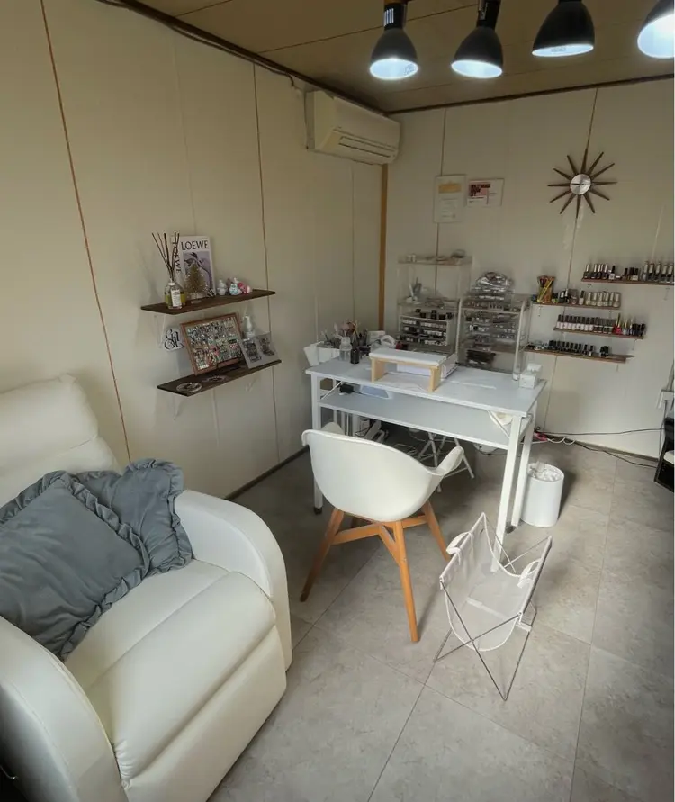 M Nailの内観・外観2