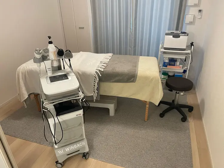 private esthe IRISERの内観・外観2