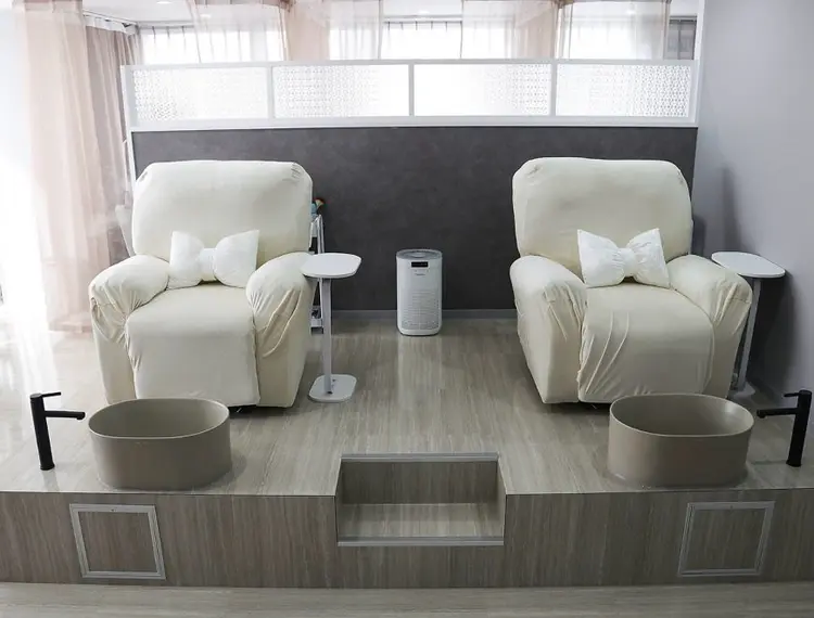 hays. nail&eyelashの内観・外観2