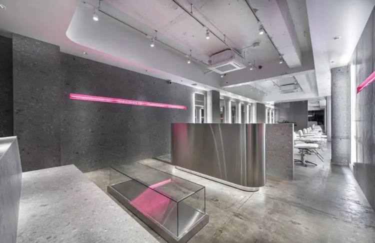 PHIDGEの内観・外観1