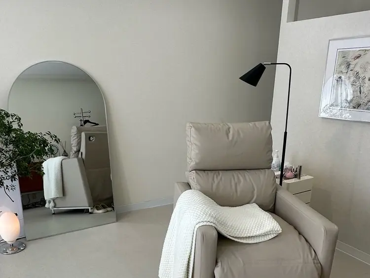 yomu eyenailの内観・外観1