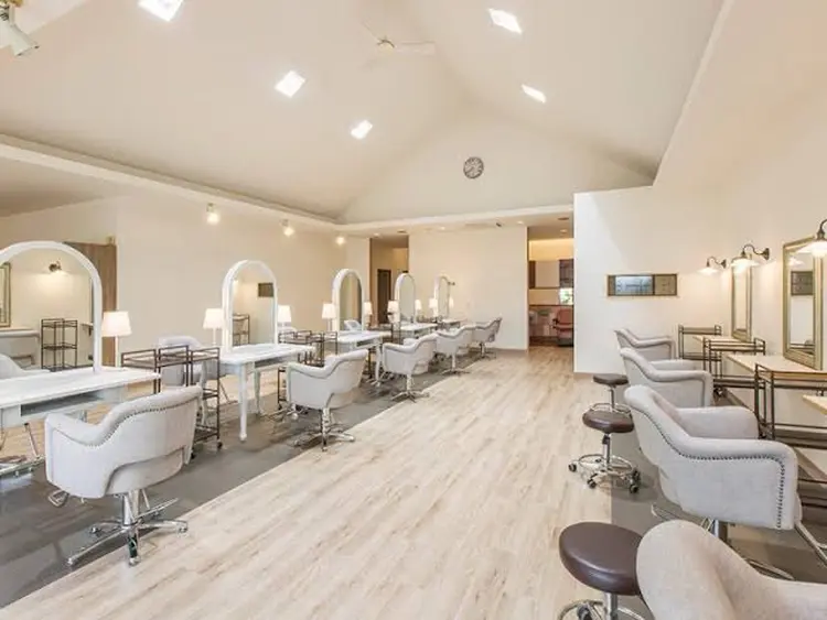 UHair 尾張旭店の内観・外観3