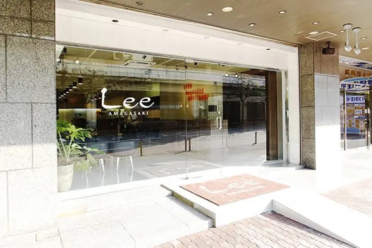 Lee尼崎の内観・外観1