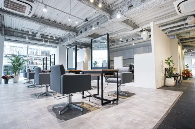 CAFの内観・外観3