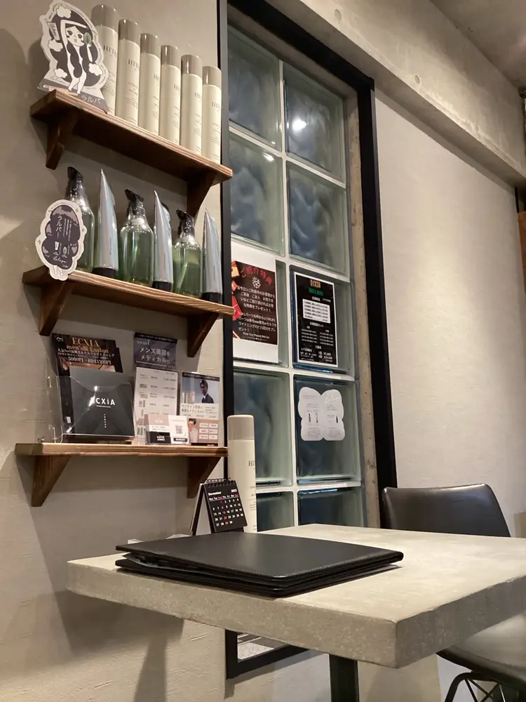 メンズ脱毛ECXIAの内観・外観2