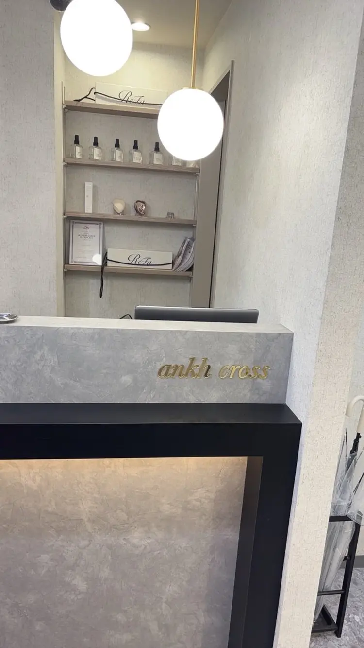 ANKH CROSS 新宿店の内観・外観1