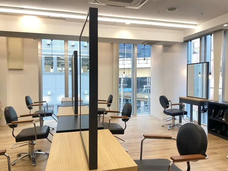 33【SASA】OSAKA【ササ】の内観・外観3