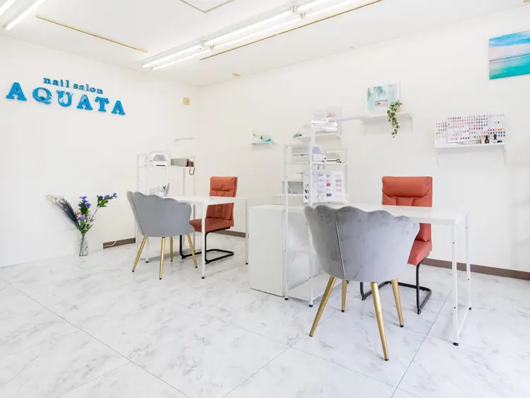 nail salon AQUATAの内観・外観2