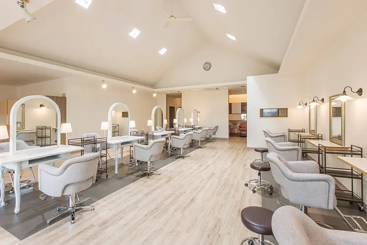 U hair尾張旭店の内観・外観2