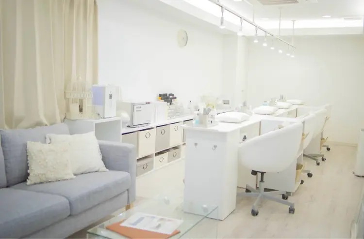 Rino nailの内観・外観1