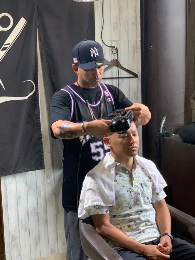 BADBARBER蒲田店の内観・外観2