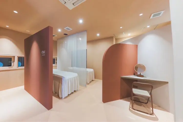 col eyelash maruyamaの内観・外観2