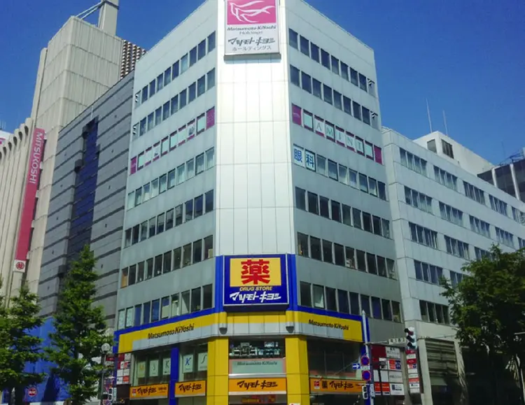 ラヴィ―ルサロン札幌店の内観・外観1