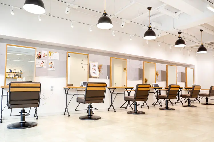 SCENE 読売ランド前の内観・外観1