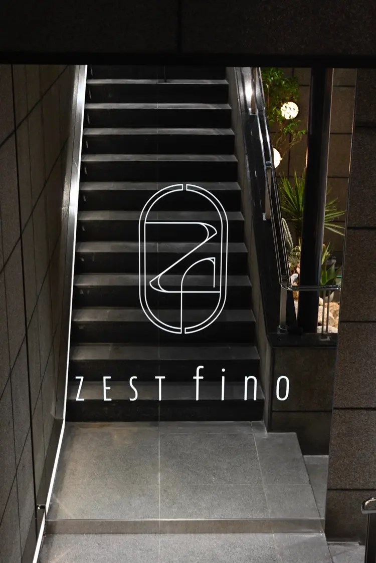 ZEST finoの内観・外観2