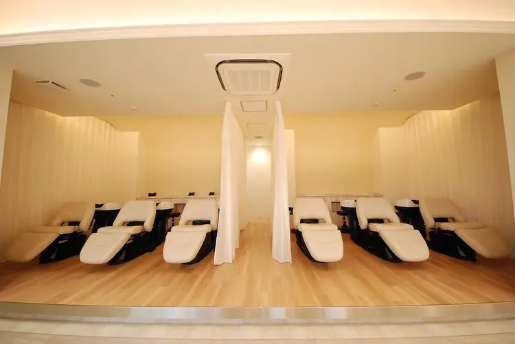 NYNY/Mothers イオン四條畷店の内観・外観2