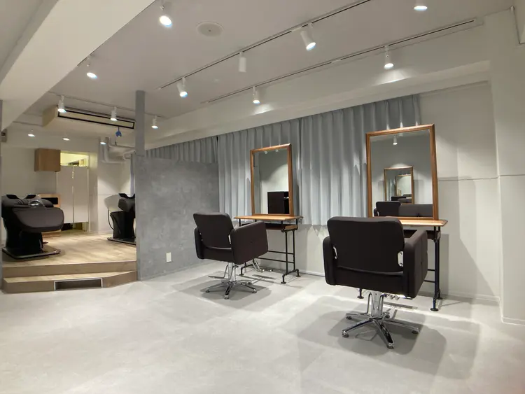 LIERの内観・外観2