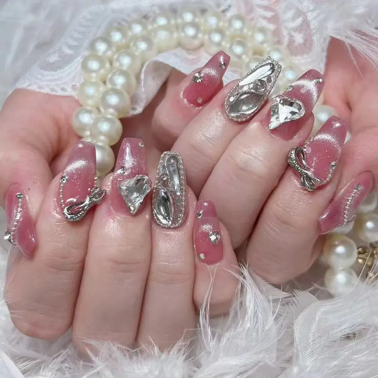 Diamond Nail Studio 心斎橋店の内観・外観1