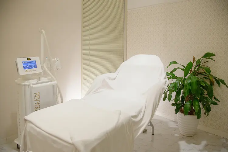 エヴァーグレース南越谷店の画像