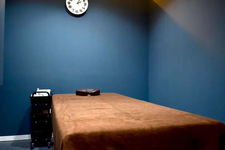 Men's REVERSE【メンズリバース】川崎店の内観・外観2