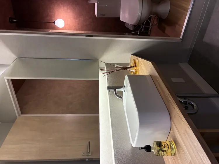 niconの内観・外観1