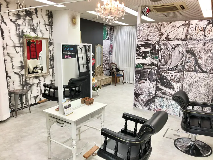 SWAROの内観・外観2