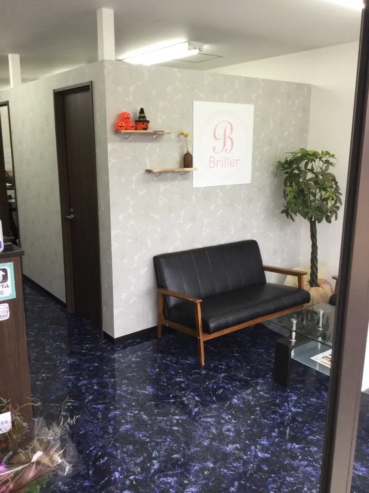 Brillerの内観・外観1