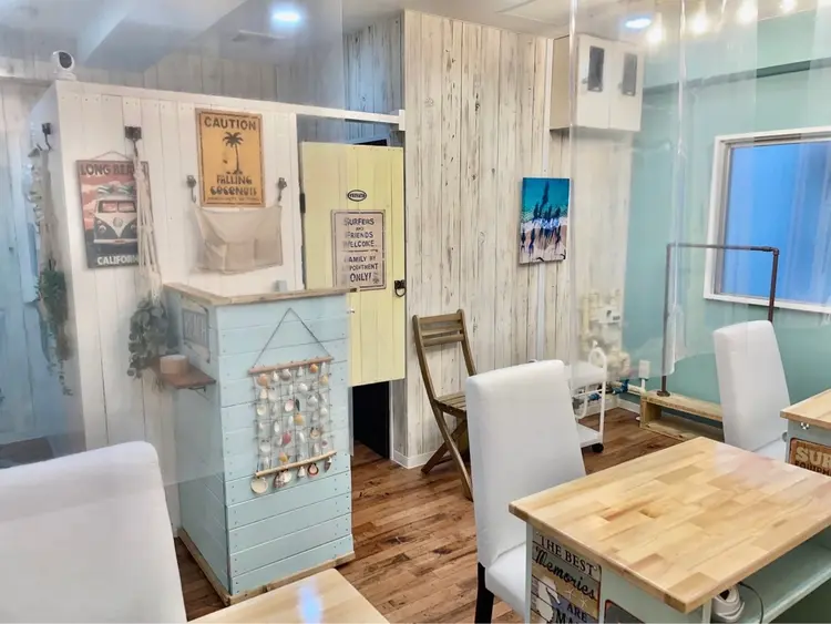 Nail Reaの内観・外観2