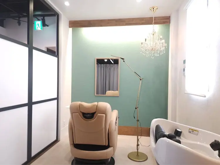 Hair & Make up bauの内観・外観1