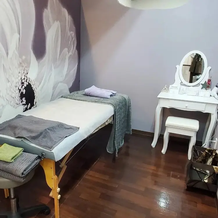 [エテ_ユヌ] e‘te uneの内観・外観1