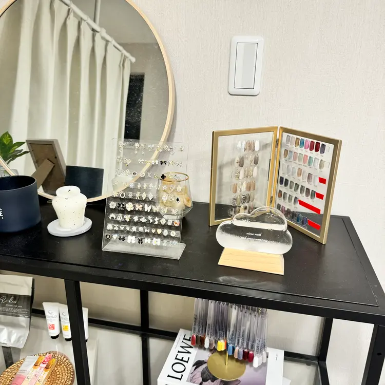 nine nailの内観・外観2