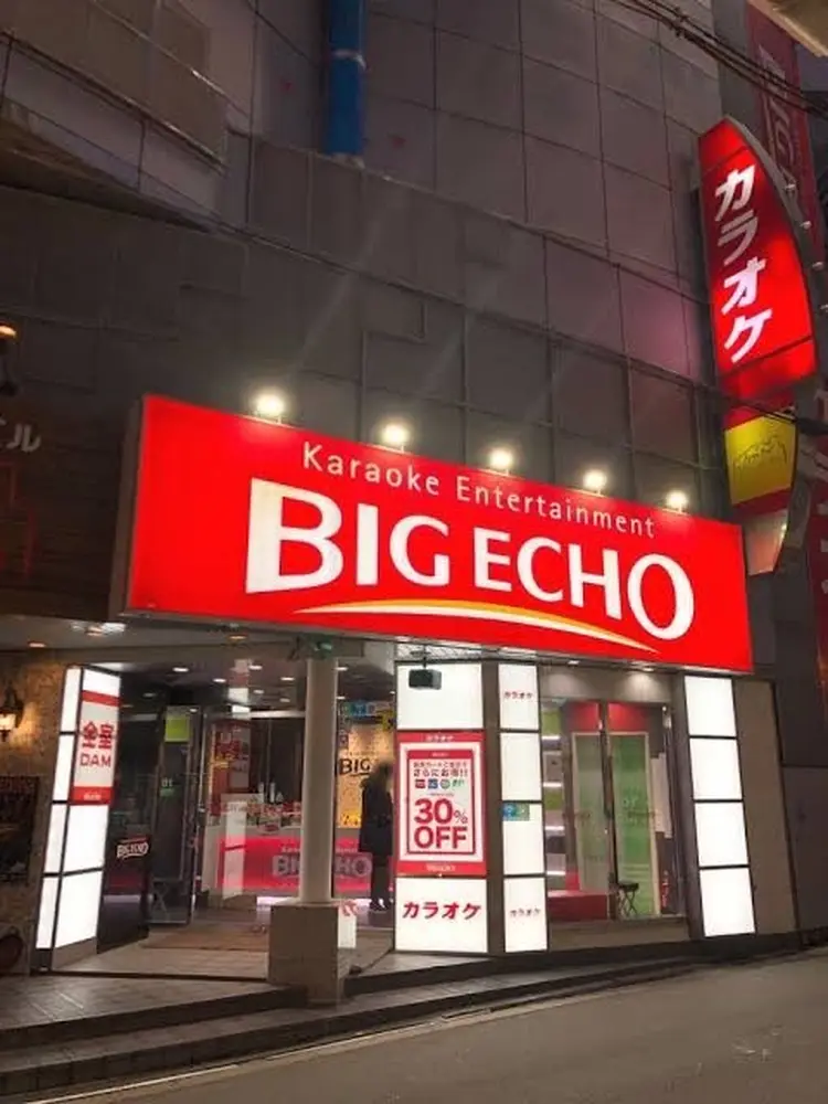 Novamenseyebrowの内観・外観2