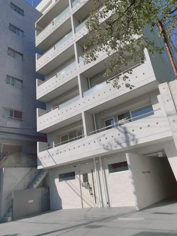 クリアアイ茶臼山店の内観・外観3