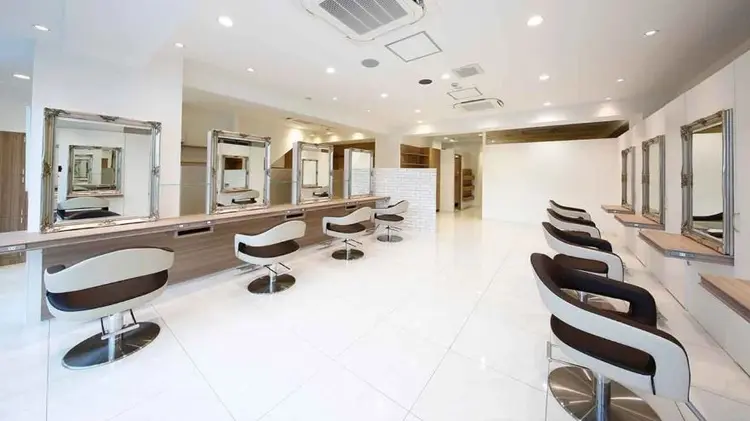 Ash 保土ヶ谷店の内観・外観3