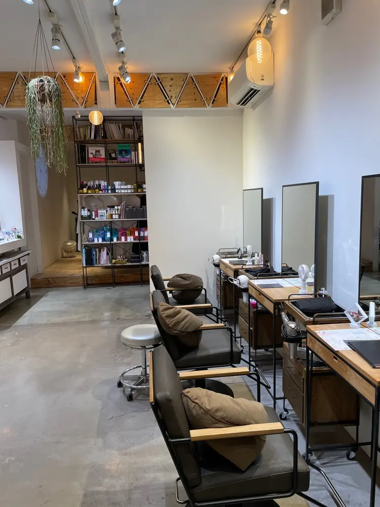 MAHALOの内観・外観1