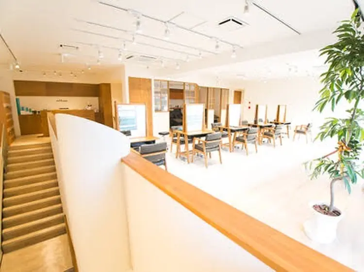 i.Eastの内観・外観1