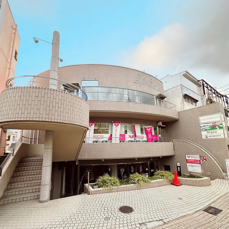 ioe岡本の内観・外観3