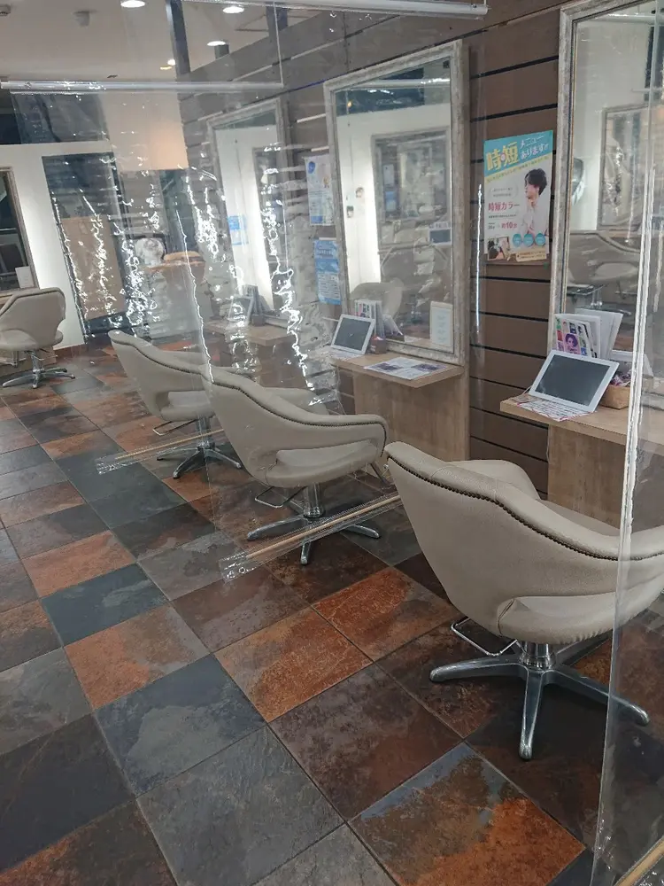 COLLECTIONの内観・外観1