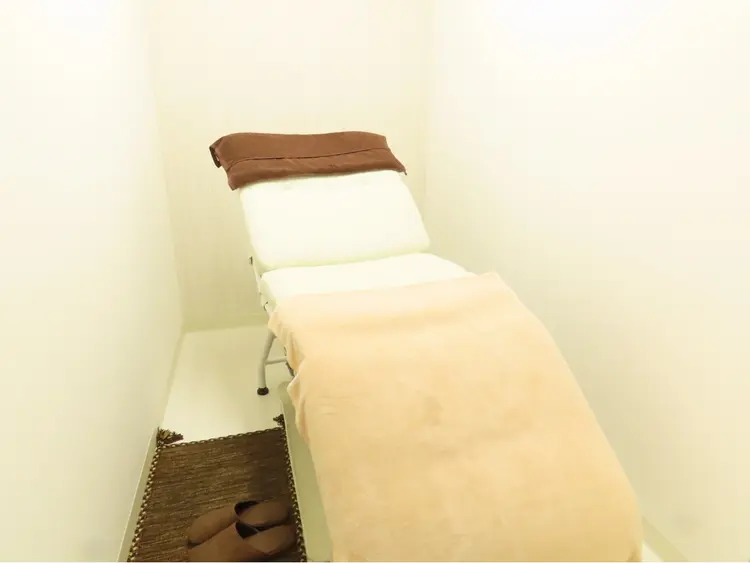 UREROBAS ドライヘッドスパの内観・外観1