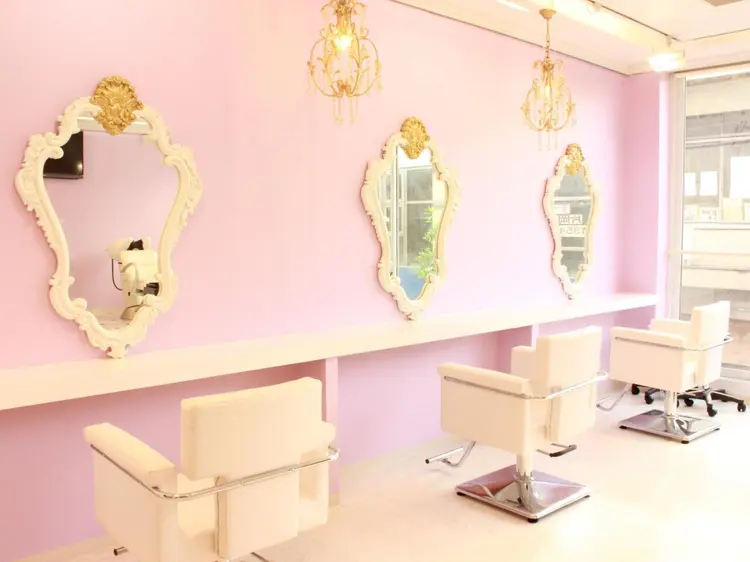 MERCIの内観・外観1