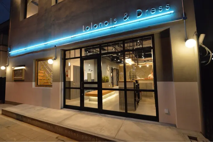 LOlonois【ロロネー】三国店の内観・外観1