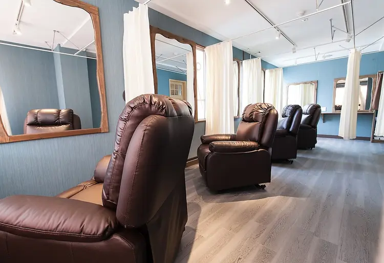 hair resort Ai 上野店αの内観・外観3