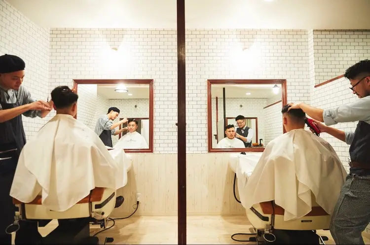 BARBERSHOP THIRDPLACEの内観・外観1