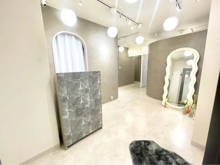 ulu eyelash＆eyebrowの内観・外観1