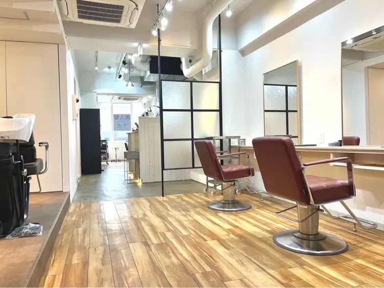 美人髪ラボ神戸元町店の内観・外観2