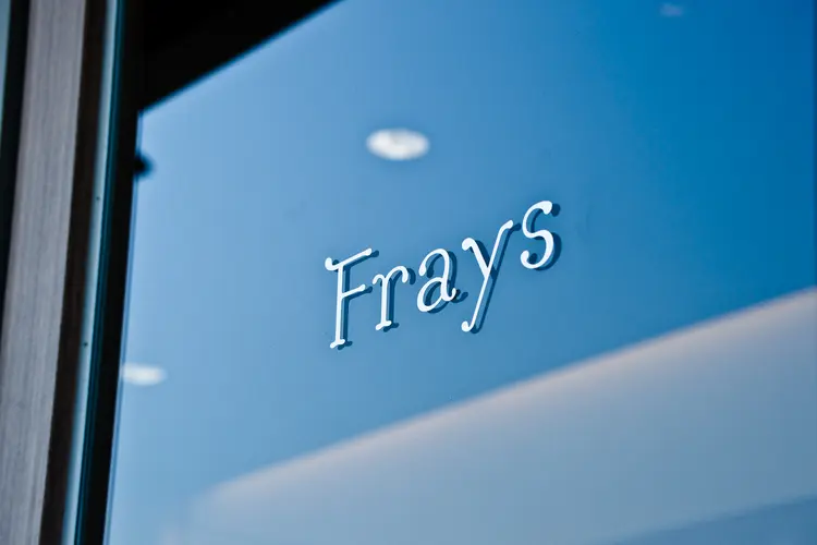 美容室Frays幸手駅前の内観・外観3