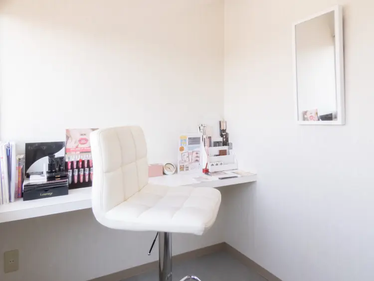 自まつ毛美容サロンくるるんの内観・外観3
