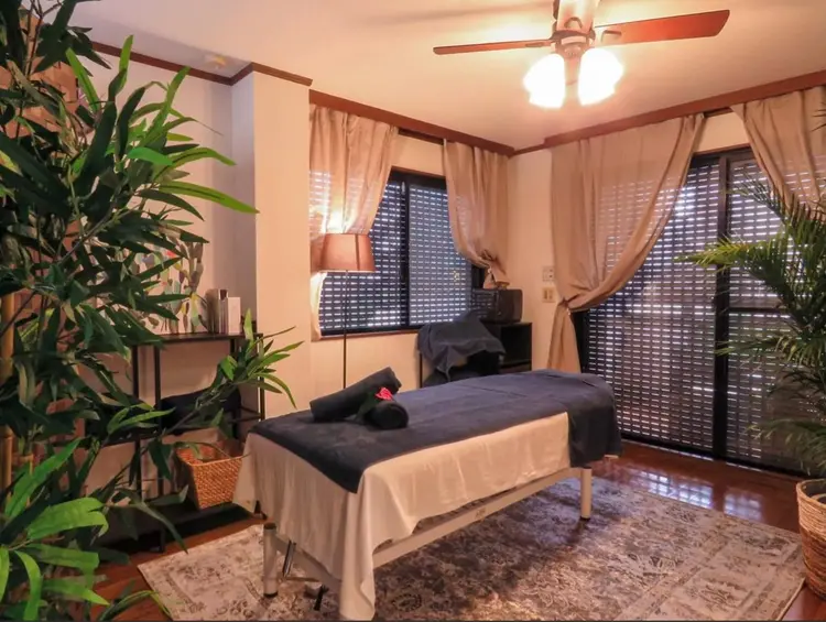 美容矯正サロン〜Re・birth〜の内観・外観1